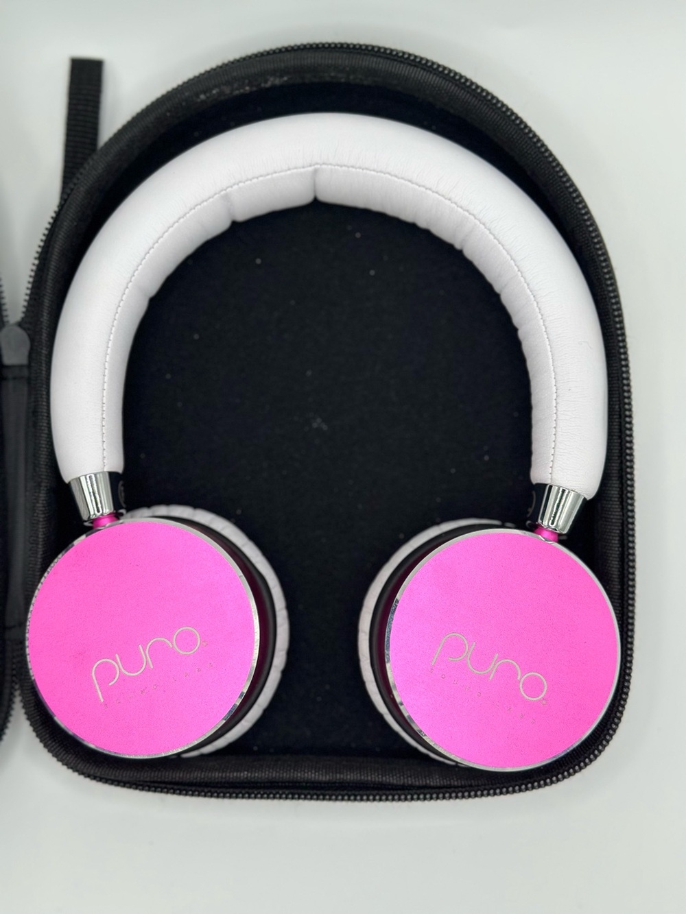 Puro Sound Labs BT2200 Bluetooth Wireless Headphones - White/Pink